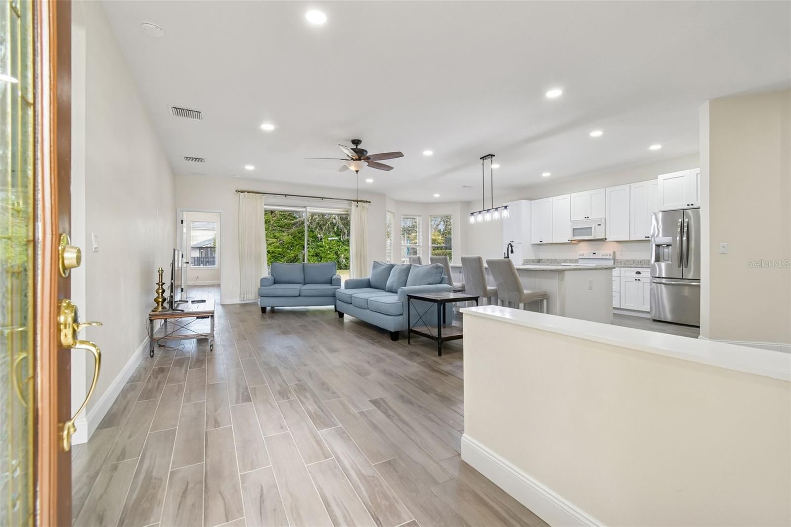 Image 4 of 33 For 3311 Stonebridge Trail