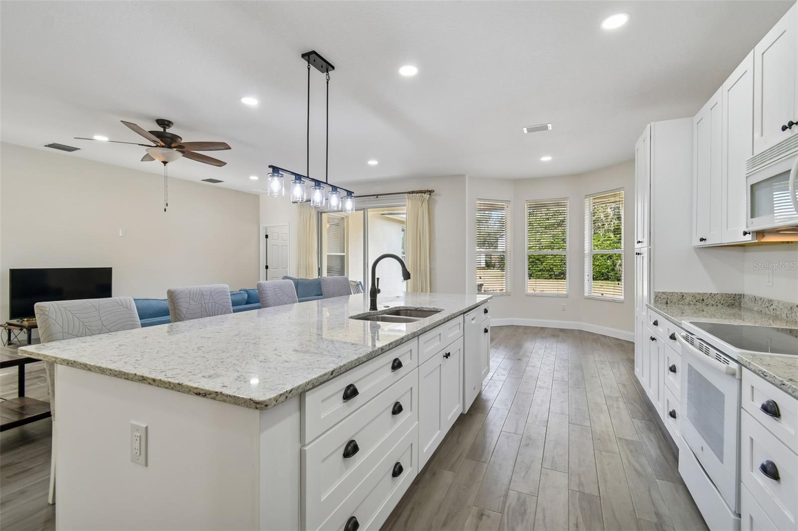 Image 9 of 33 For 3311 Stonebridge Trail