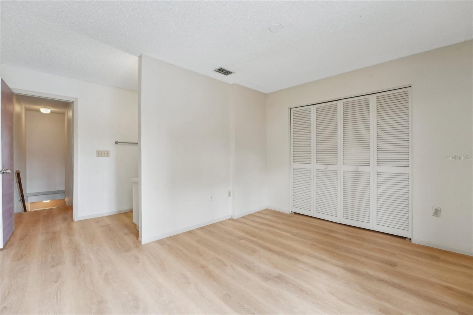 Image 21 of 49 For 8419 Laurelon Place