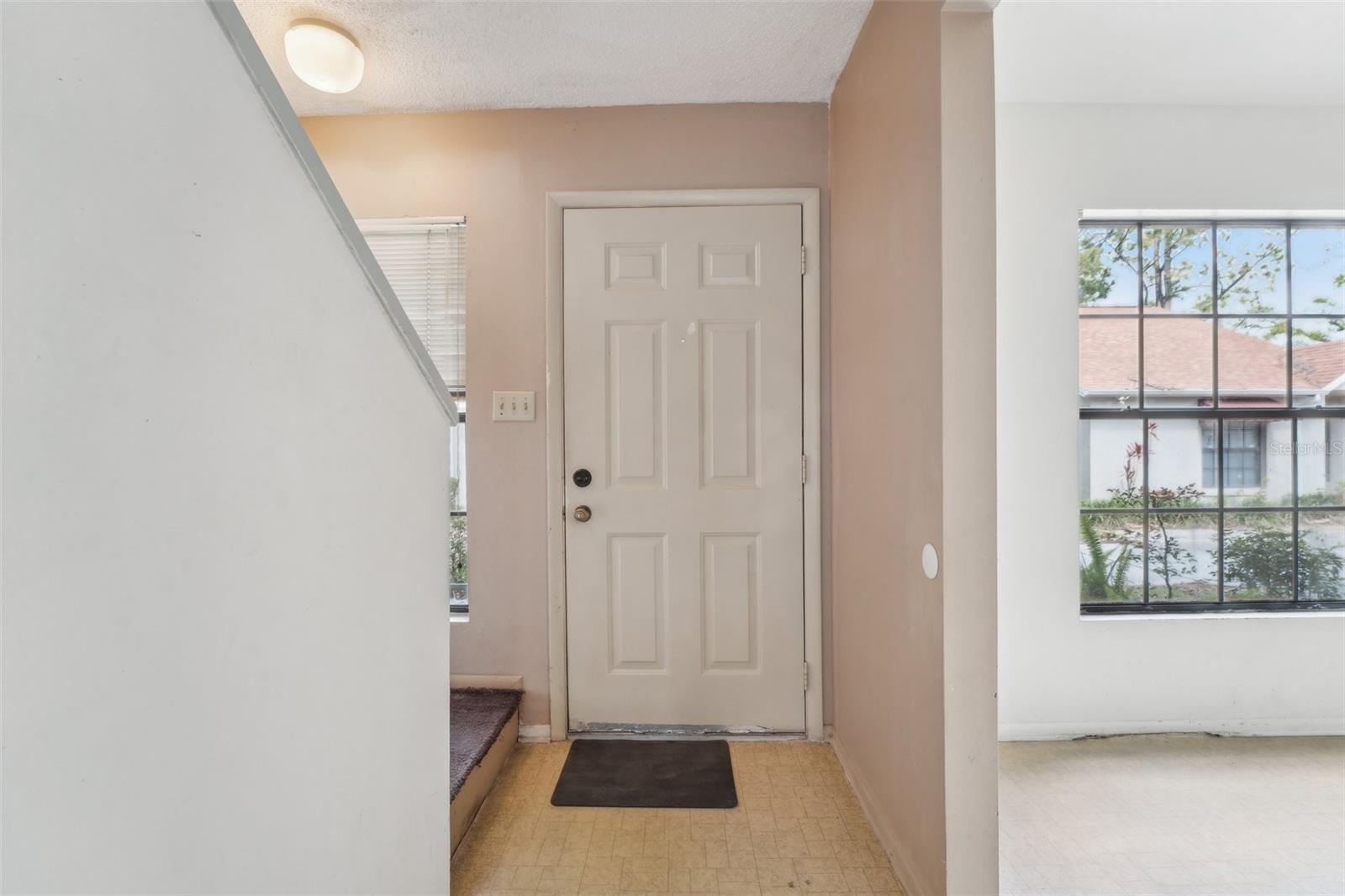 Image 5 of 49 For 8419 Laurelon Place