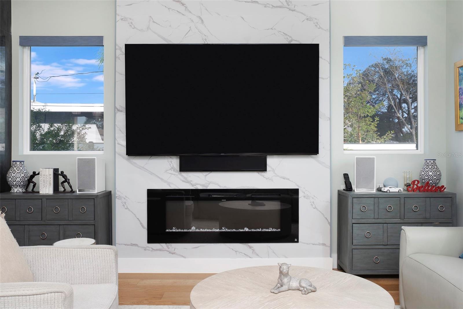 Listing photo id 12 for 4640 35th Avenue N