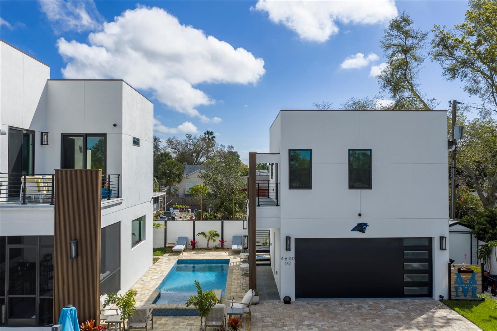 Listing photo id 78 for 4640 35th Avenue N