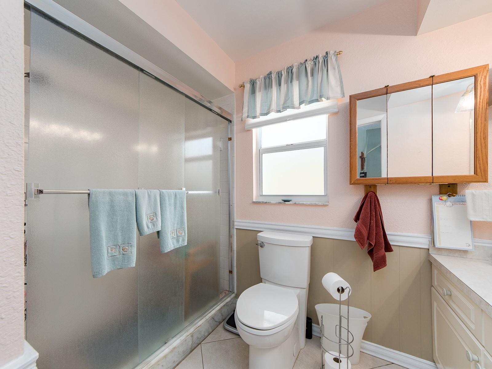 Listing photo id 20 for 14370 91st Avenue