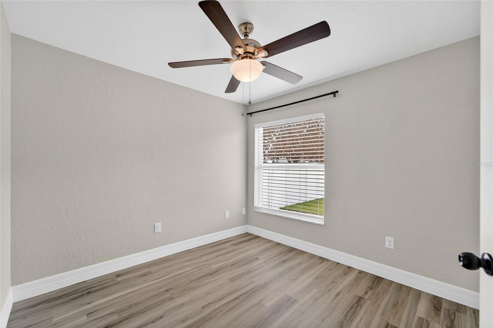 Image 11 of 64 For 523 Napa Valley Circle