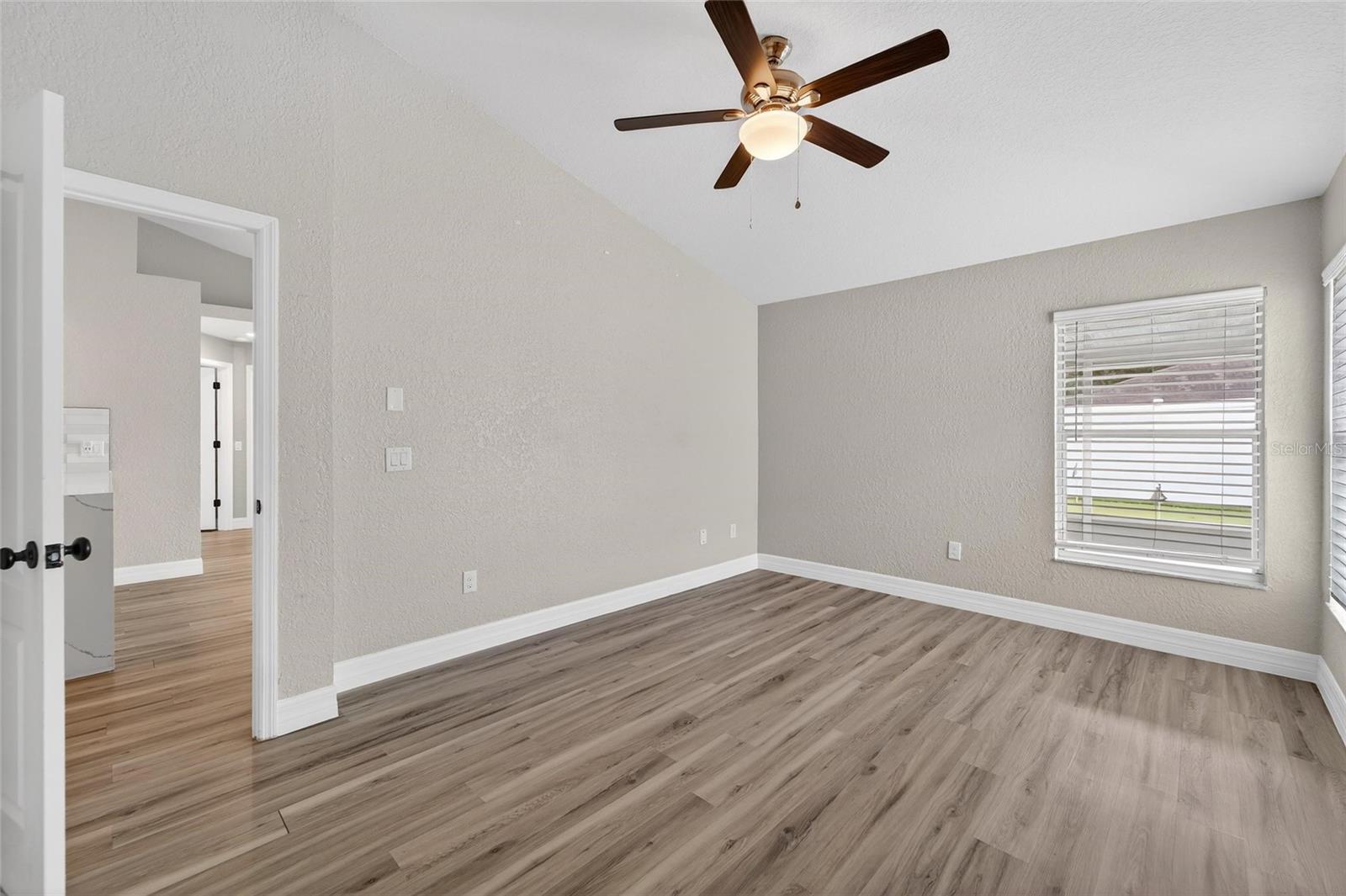 Image 23 of 64 For 523 Napa Valley Circle