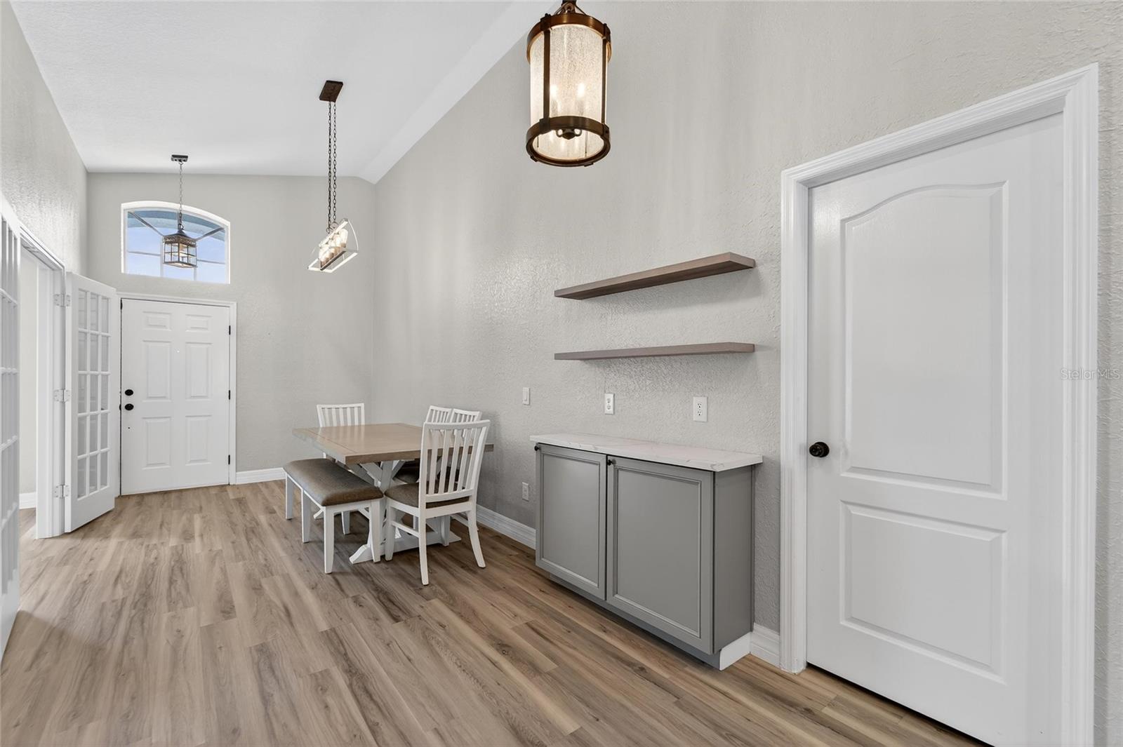 Image 32 of 64 For 523 Napa Valley Circle