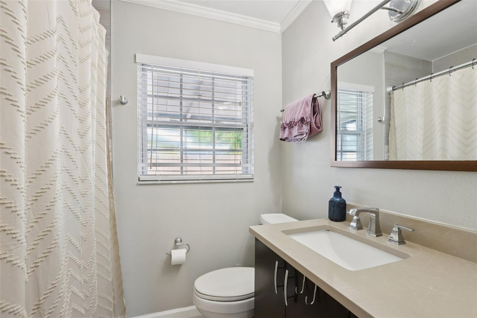 Image 12 of 26 For 699 Pinellas Point Drive S