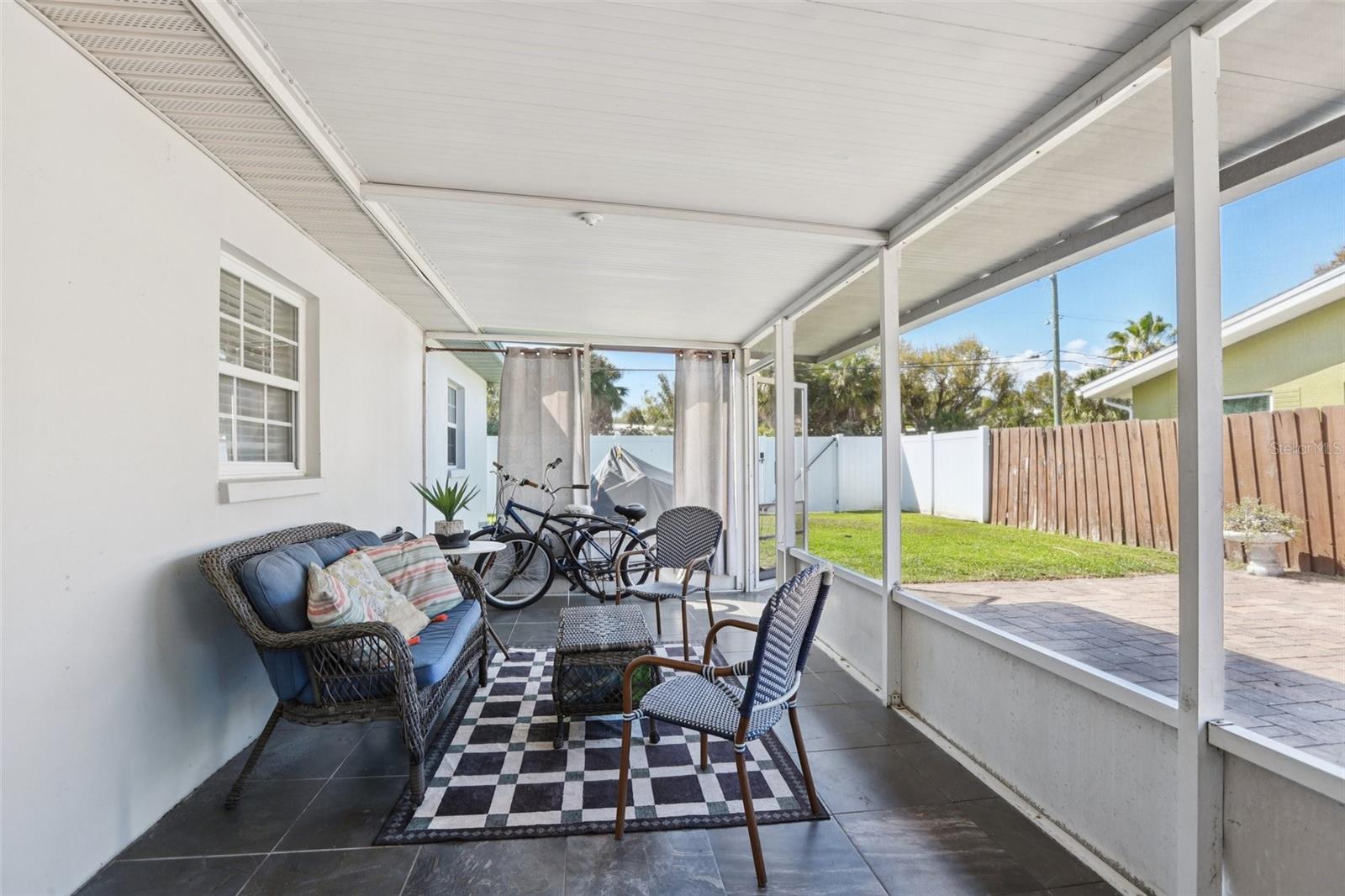 Image 14 of 26 For 699 Pinellas Point Drive S