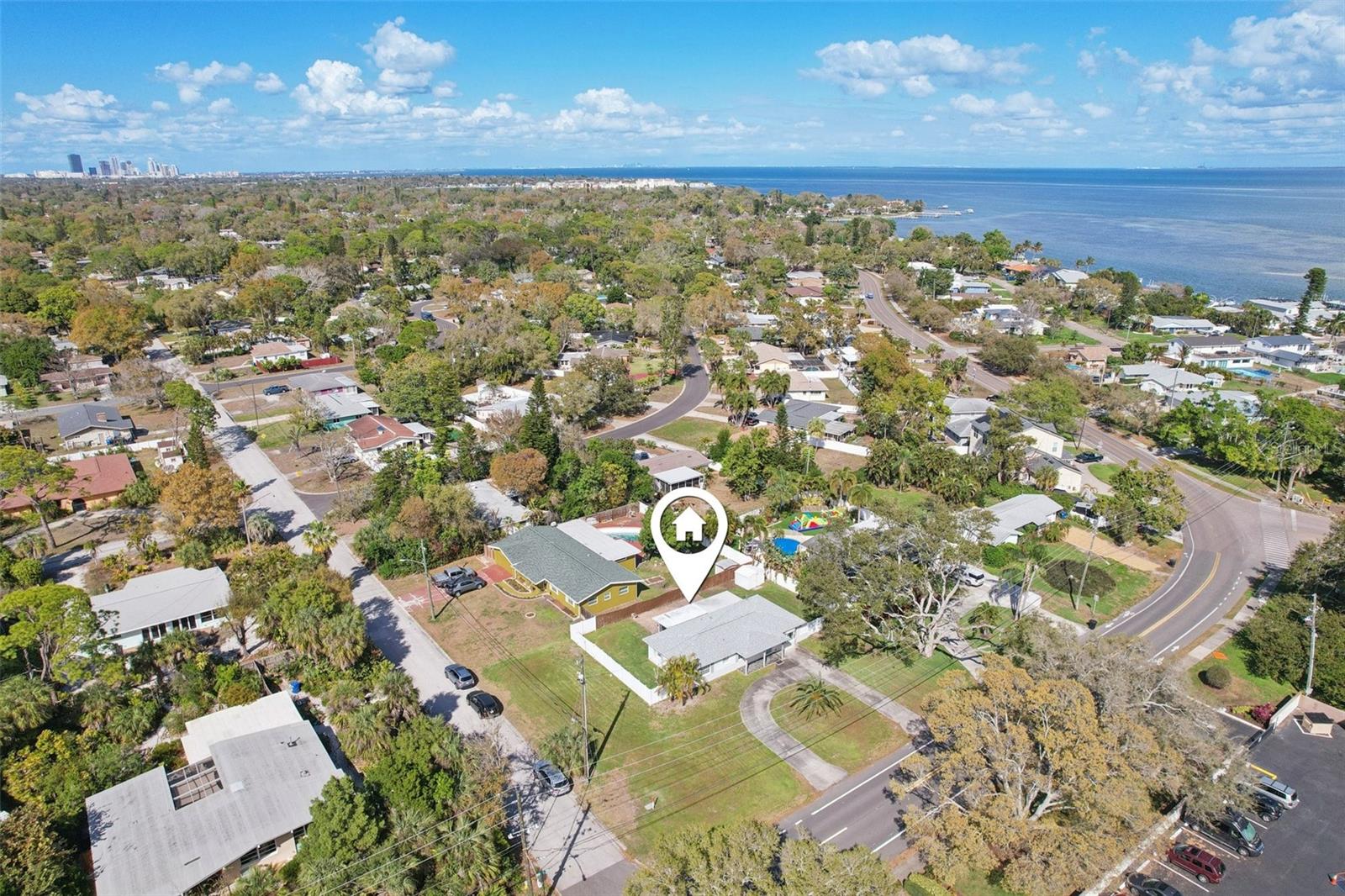 Image 20 of 26 For 699 Pinellas Point Drive S