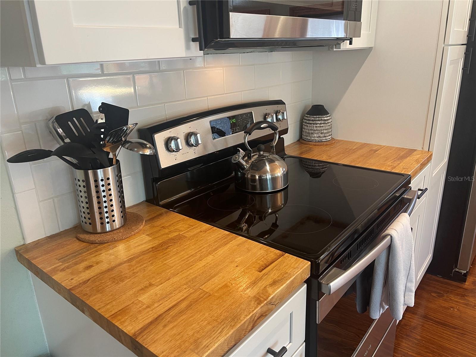 Listing photo id 9 for 2703 9th Street