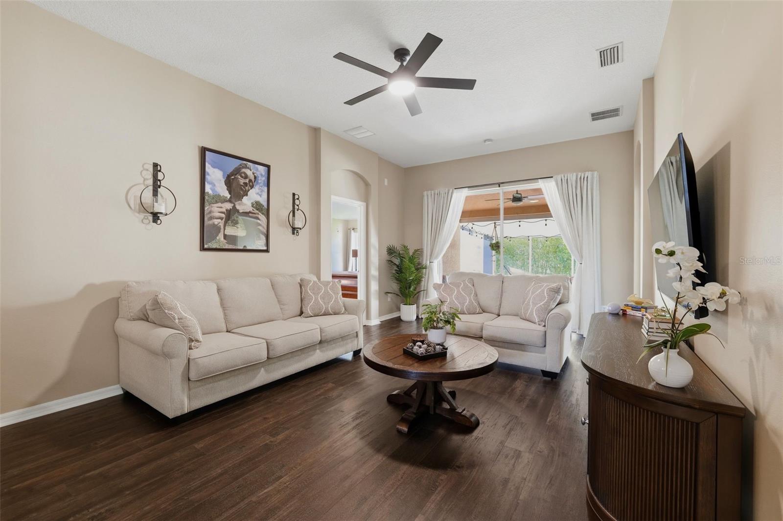 Image 13 of 39 For 16810 Taylow Way