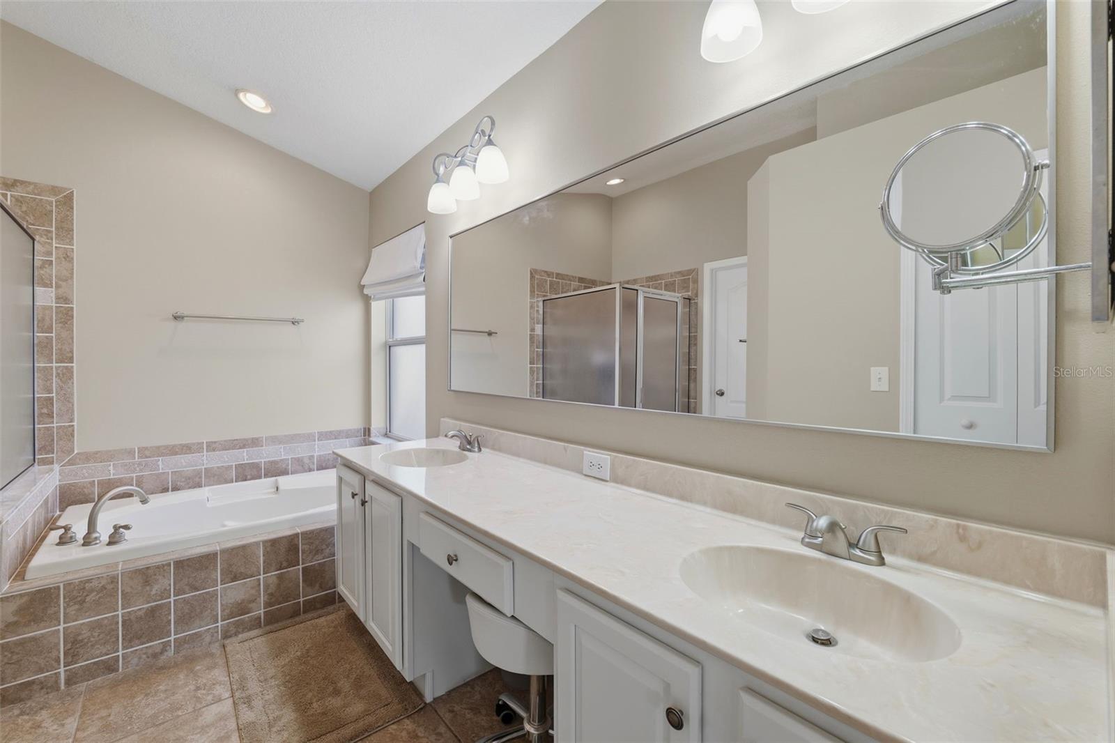 Image 18 of 39 For 16810 Taylow Way