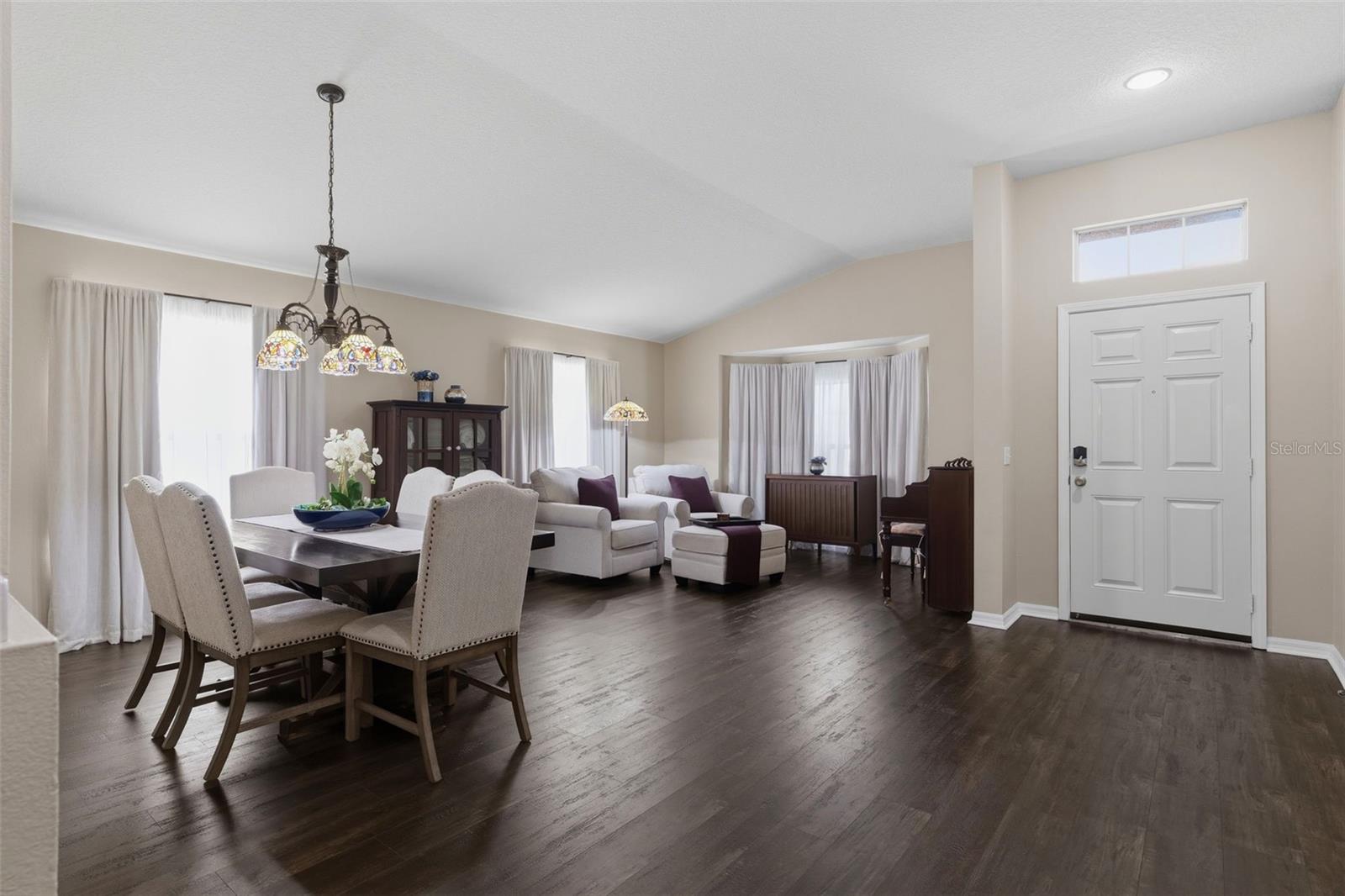 Image 4 of 39 For 16810 Taylow Way