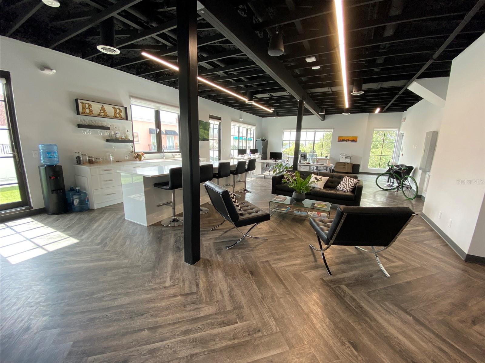 Image 3 of 12 For 1919 6th Avenue