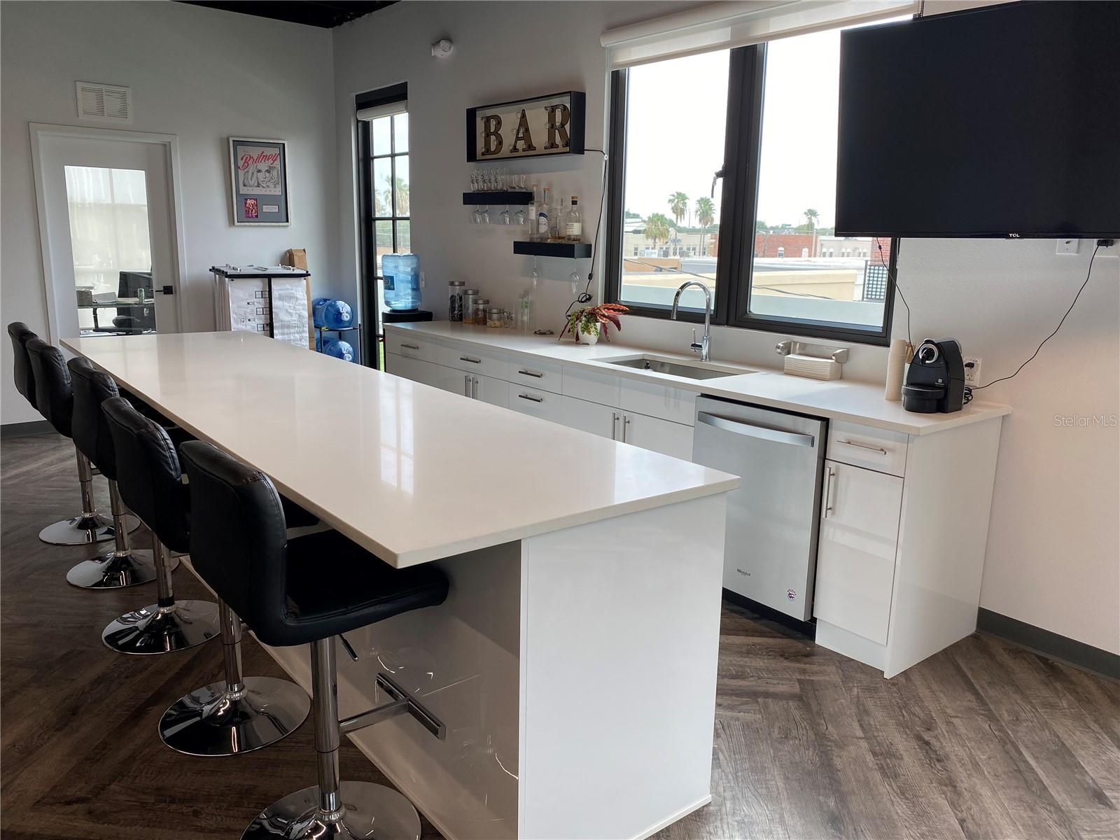 Image 5 of 12 For 1919 6th Avenue