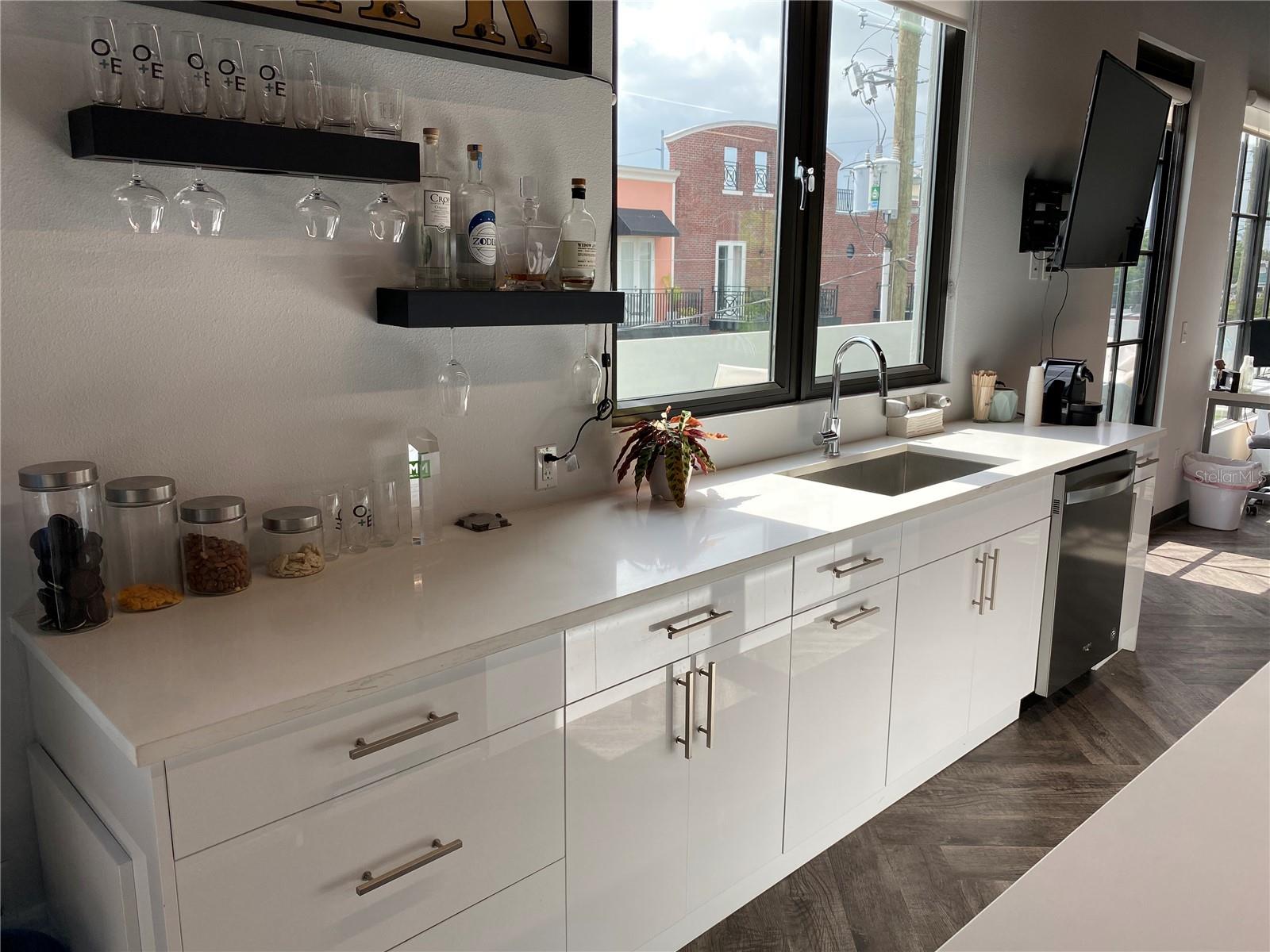 Image 6 of 12 For 1919 6th Avenue