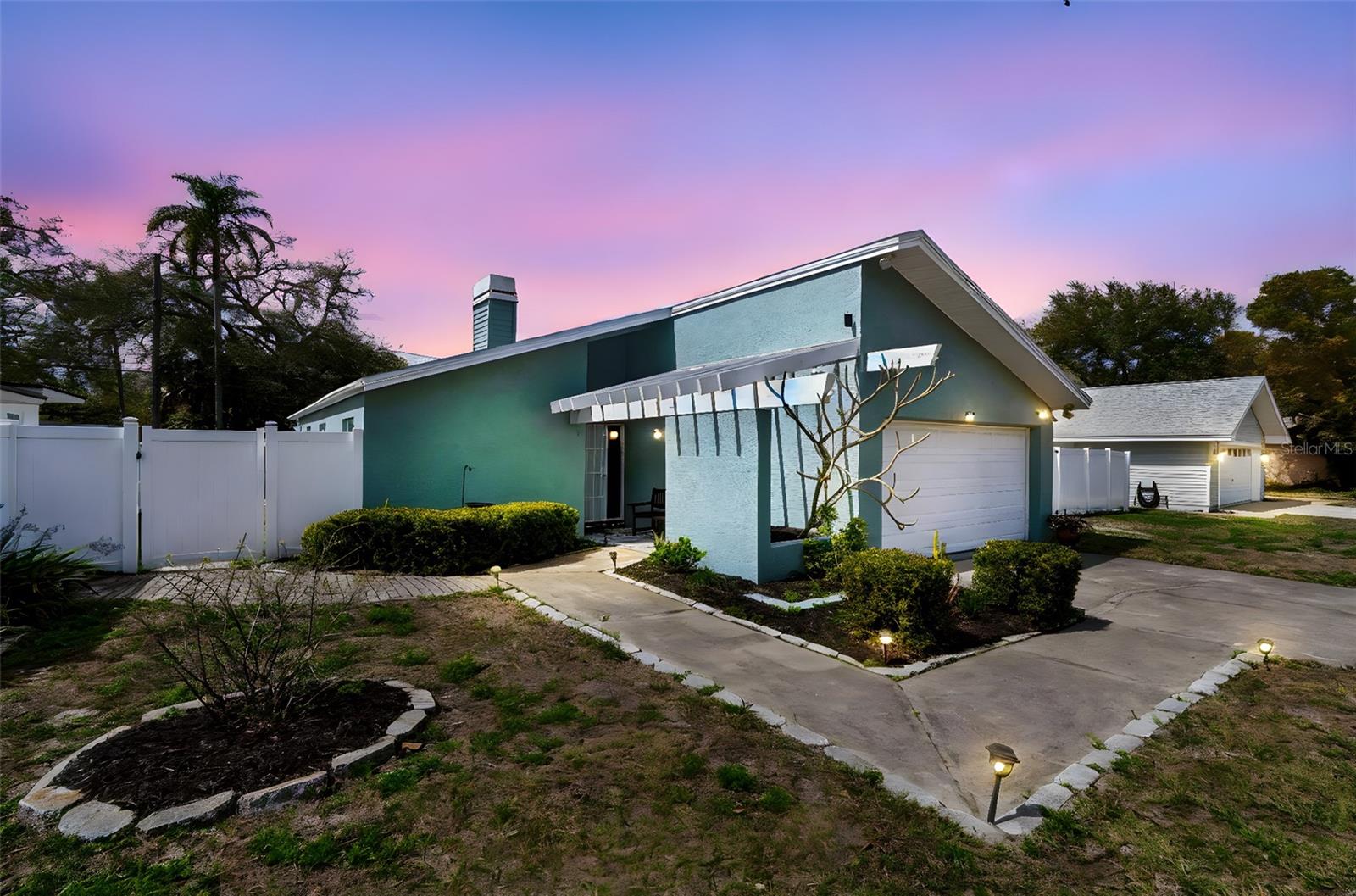 Details for 605 25th Street Sw, LARGO, FL 33770