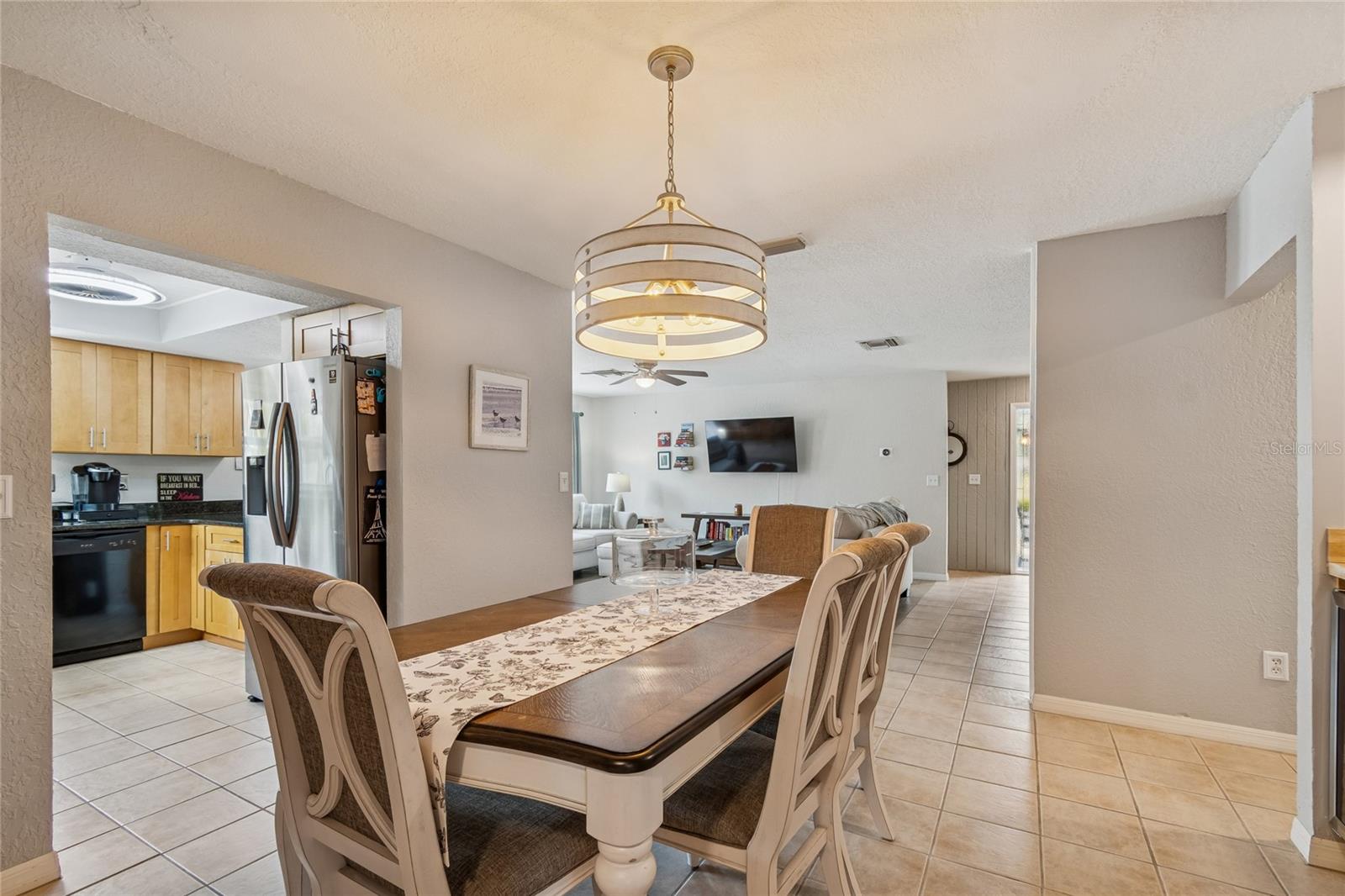 Image 15 of 50 For 605 25th Street Sw