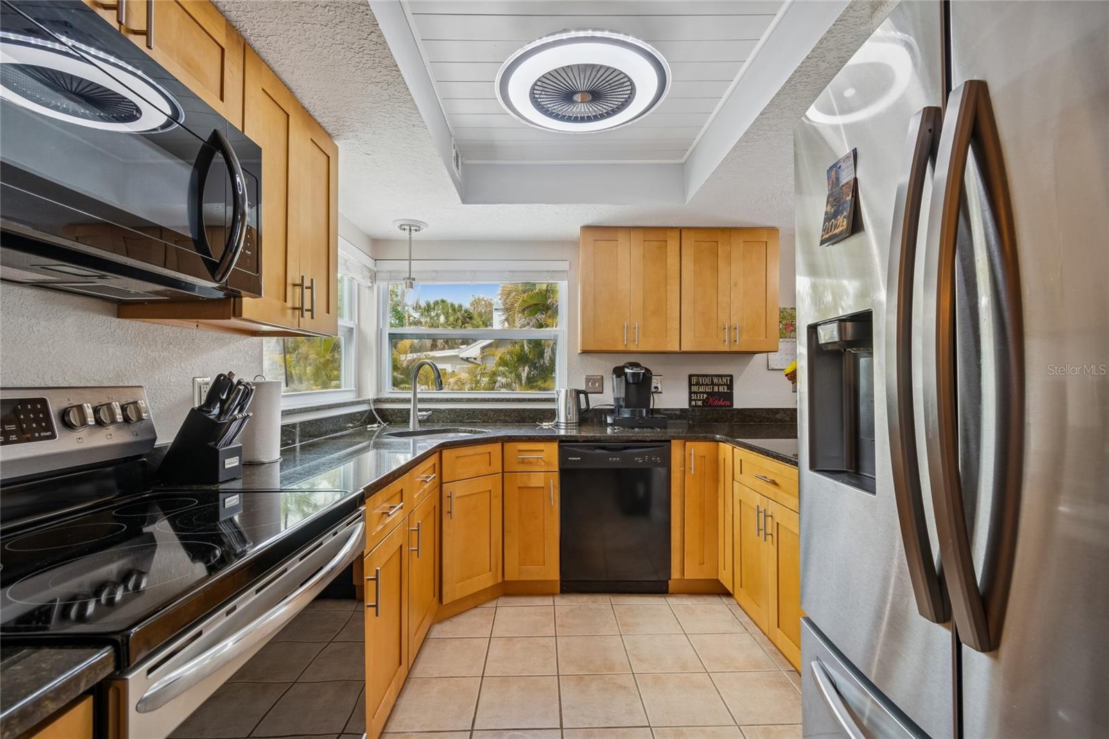 Image 16 of 50 For 605 25th Street Sw