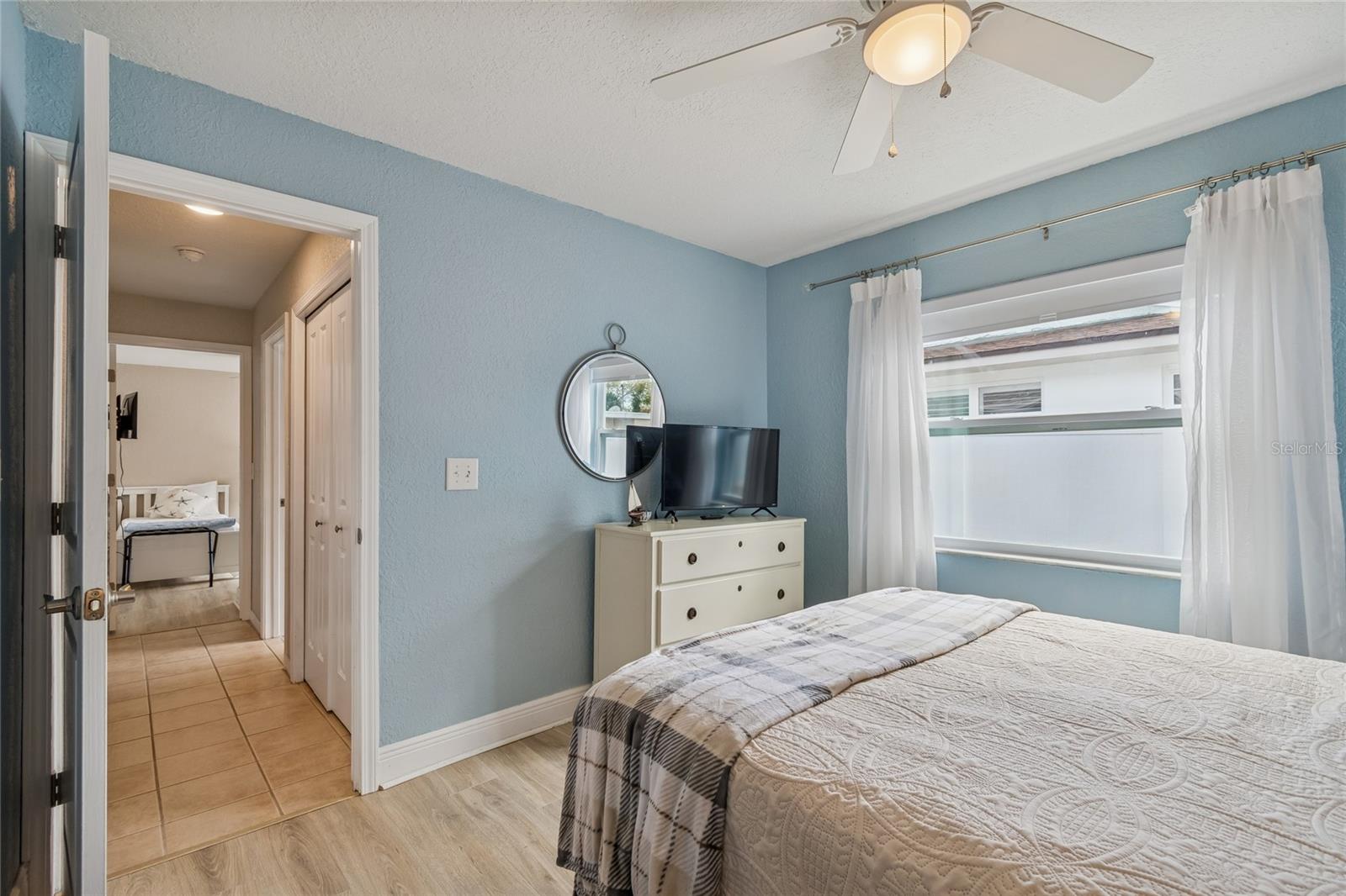 Image 26 of 50 For 605 25th Street Sw