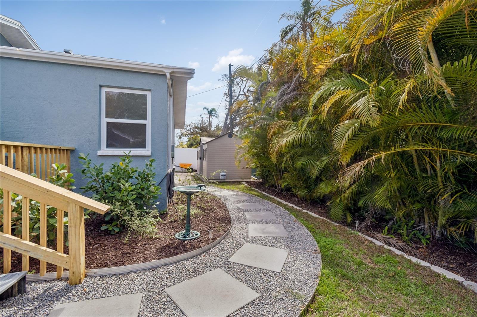 Image 37 of 50 For 605 25th Street Sw