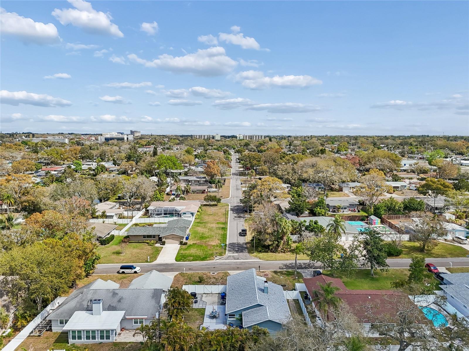 Image 43 of 50 For 605 25th Street Sw