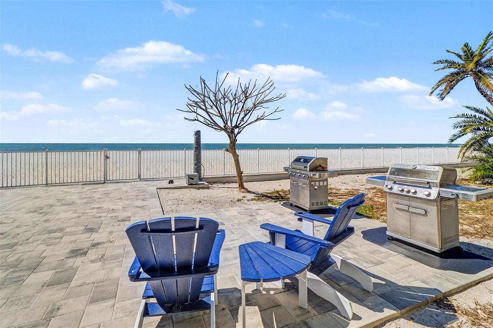 Image 29 of 36 For 17400 Gulf Boulevard H-2