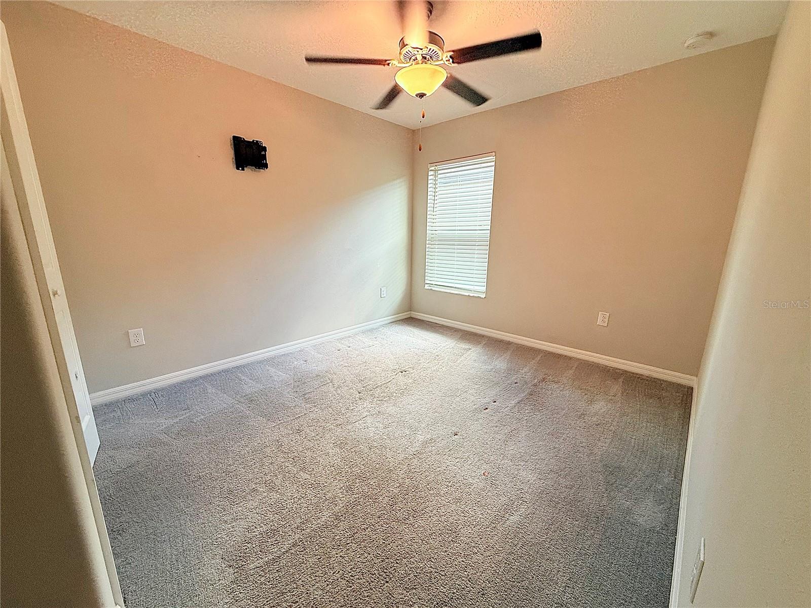 Image 17 of 19 For 15610 Charr Island Street