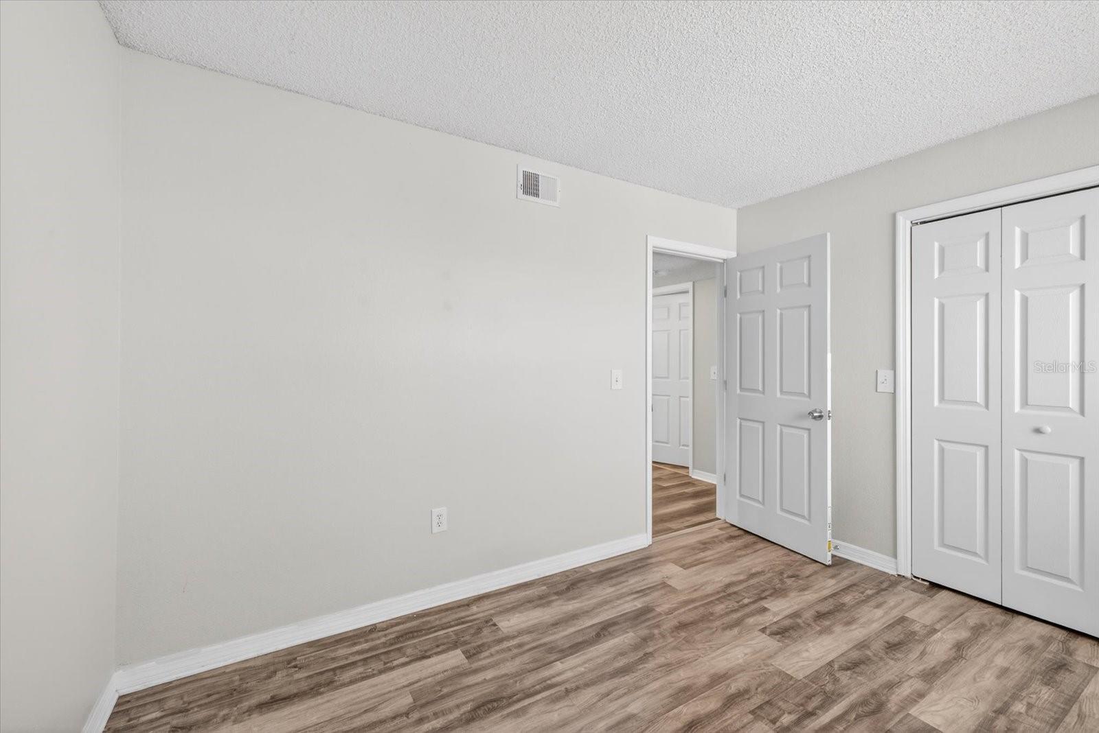 Image 17 of 22 For 2500 Winding Creek Boulevard N B201