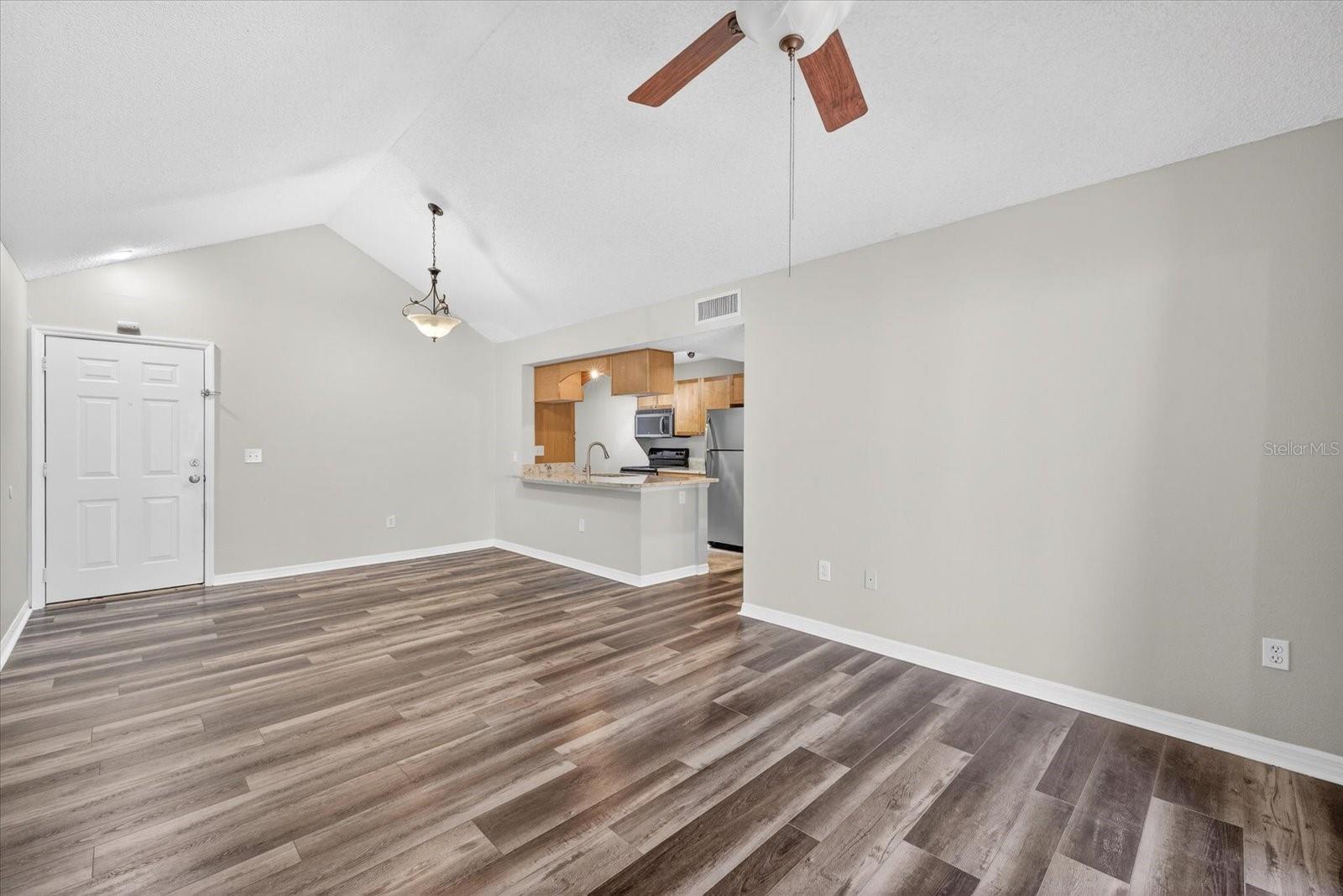 Image 7 of 22 For 2500 Winding Creek Boulevard N B201