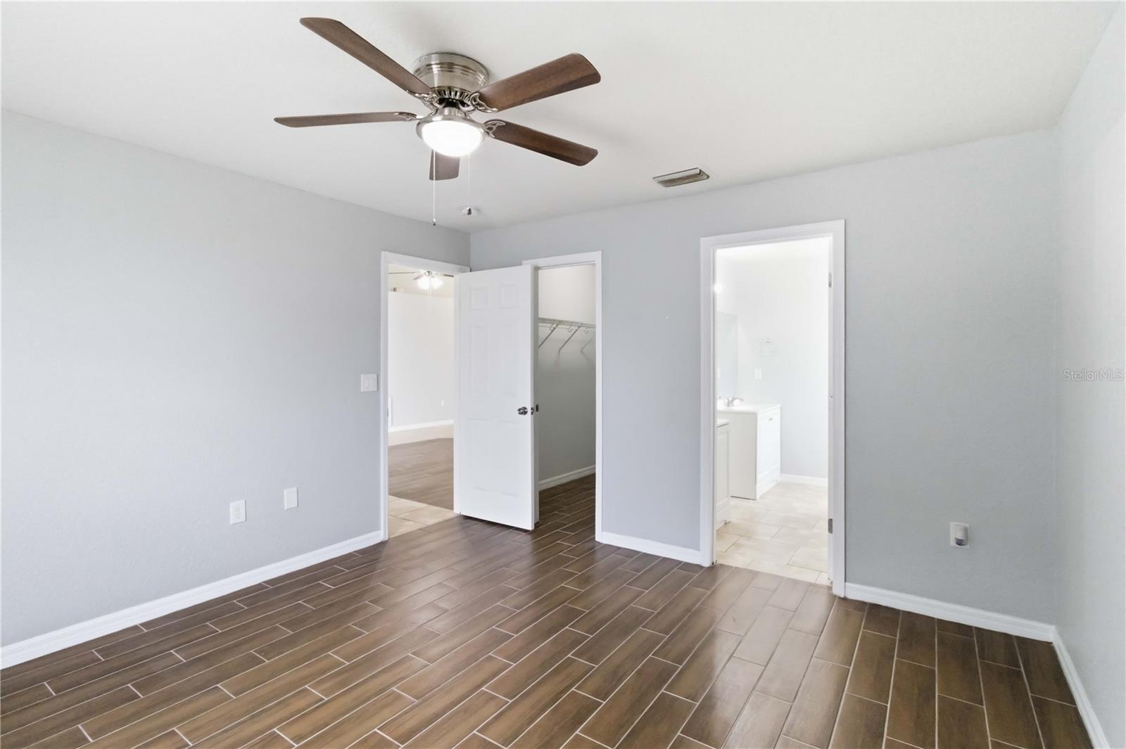 Image 13 of 23 For 6336 Florida Circle W