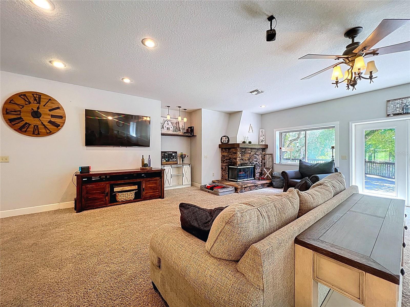 Image 27 of 78 For 16224 Iola Woods Trail