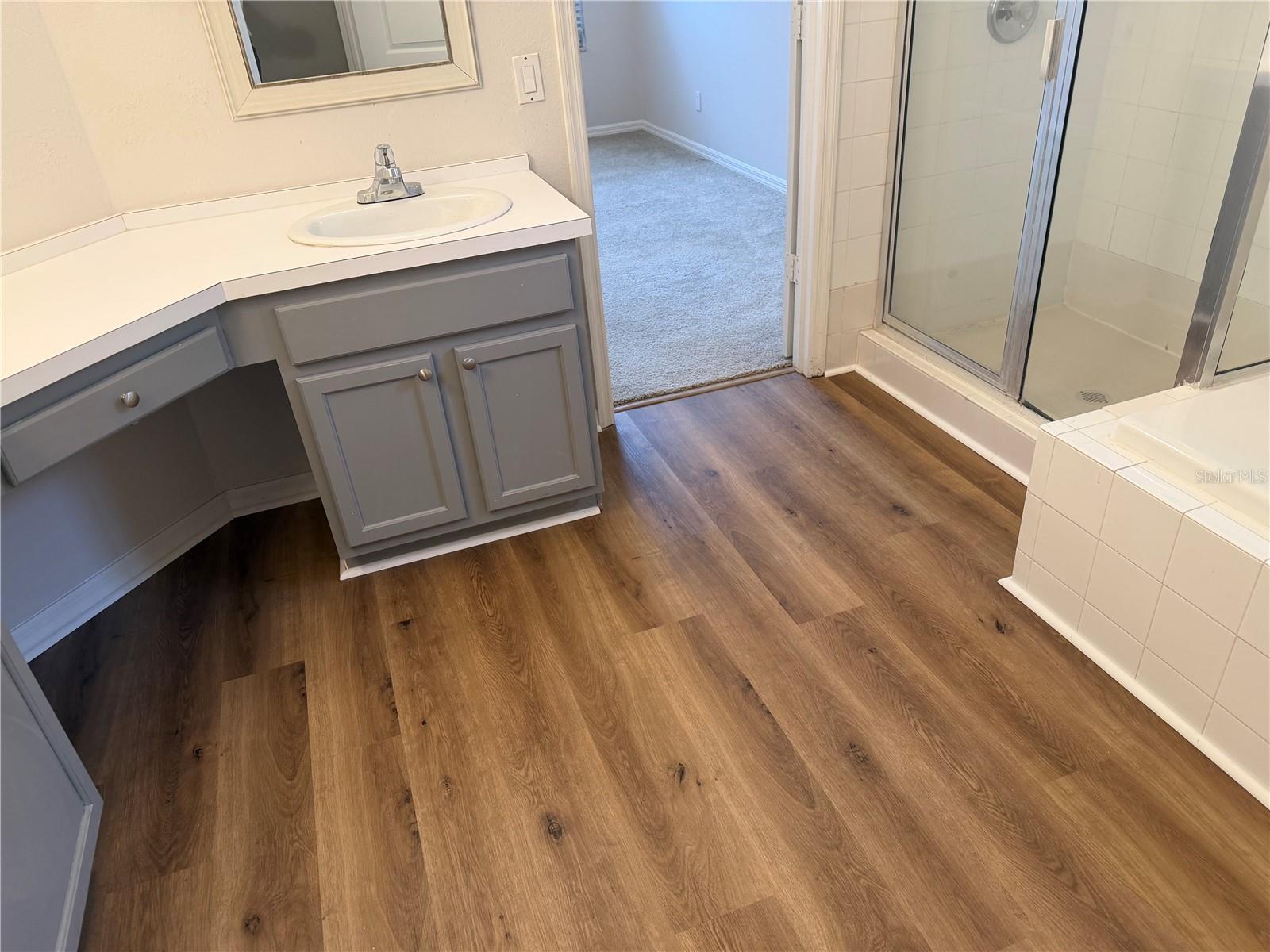 Image 10 of 18 For 9307 Huntington Park Way