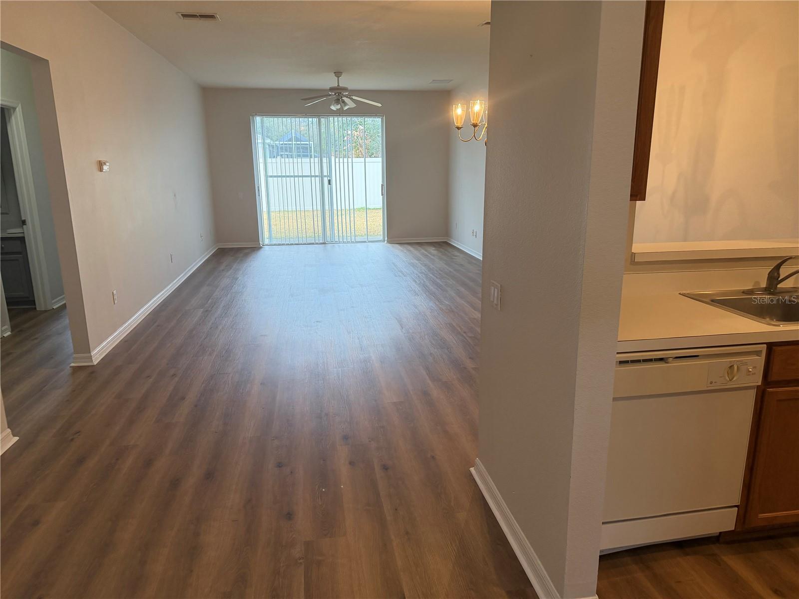 Image 5 of 18 For 9307 Huntington Park Way