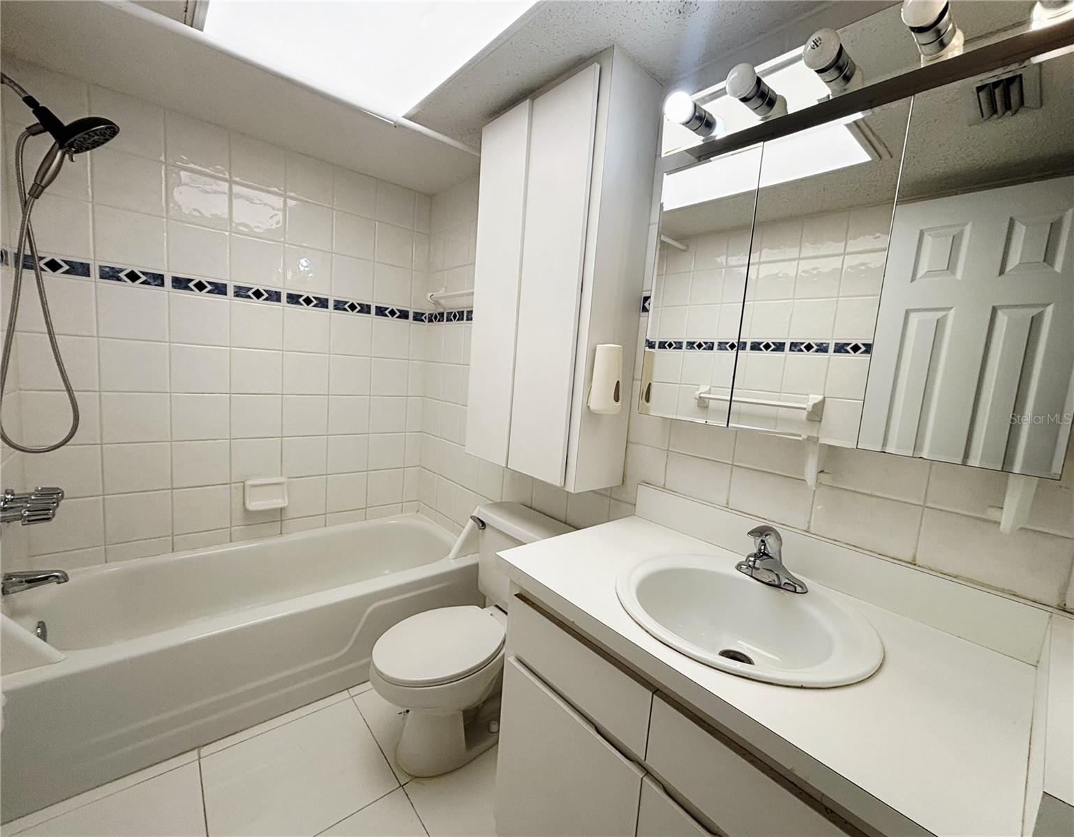 Image 12 of 19 For 4718 Christa Court 317