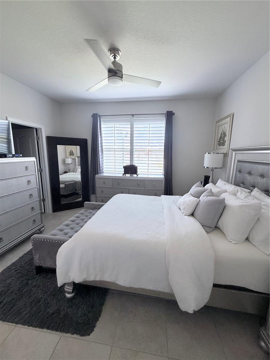 Image 11 of 18 For 7616 Yale Harbor Drive