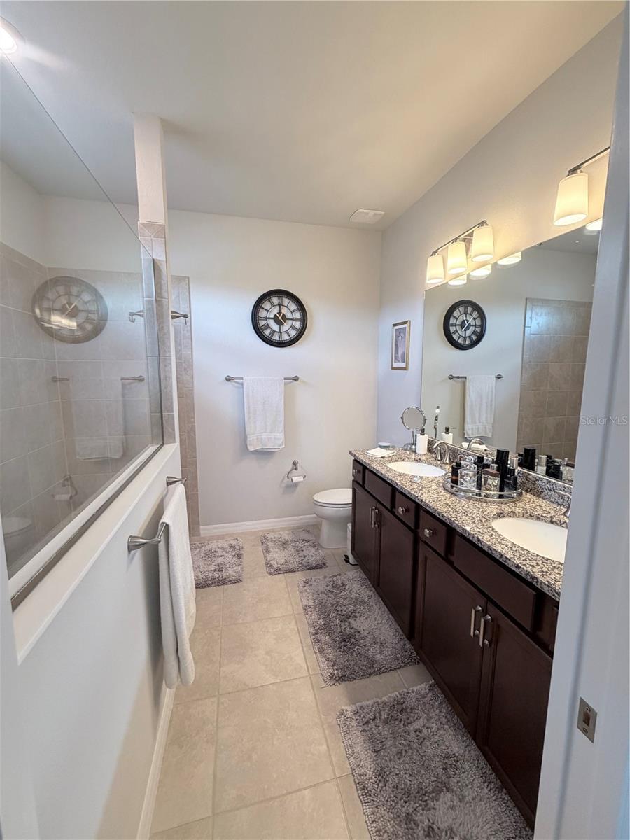 Image 12 of 18 For 7616 Yale Harbor Drive