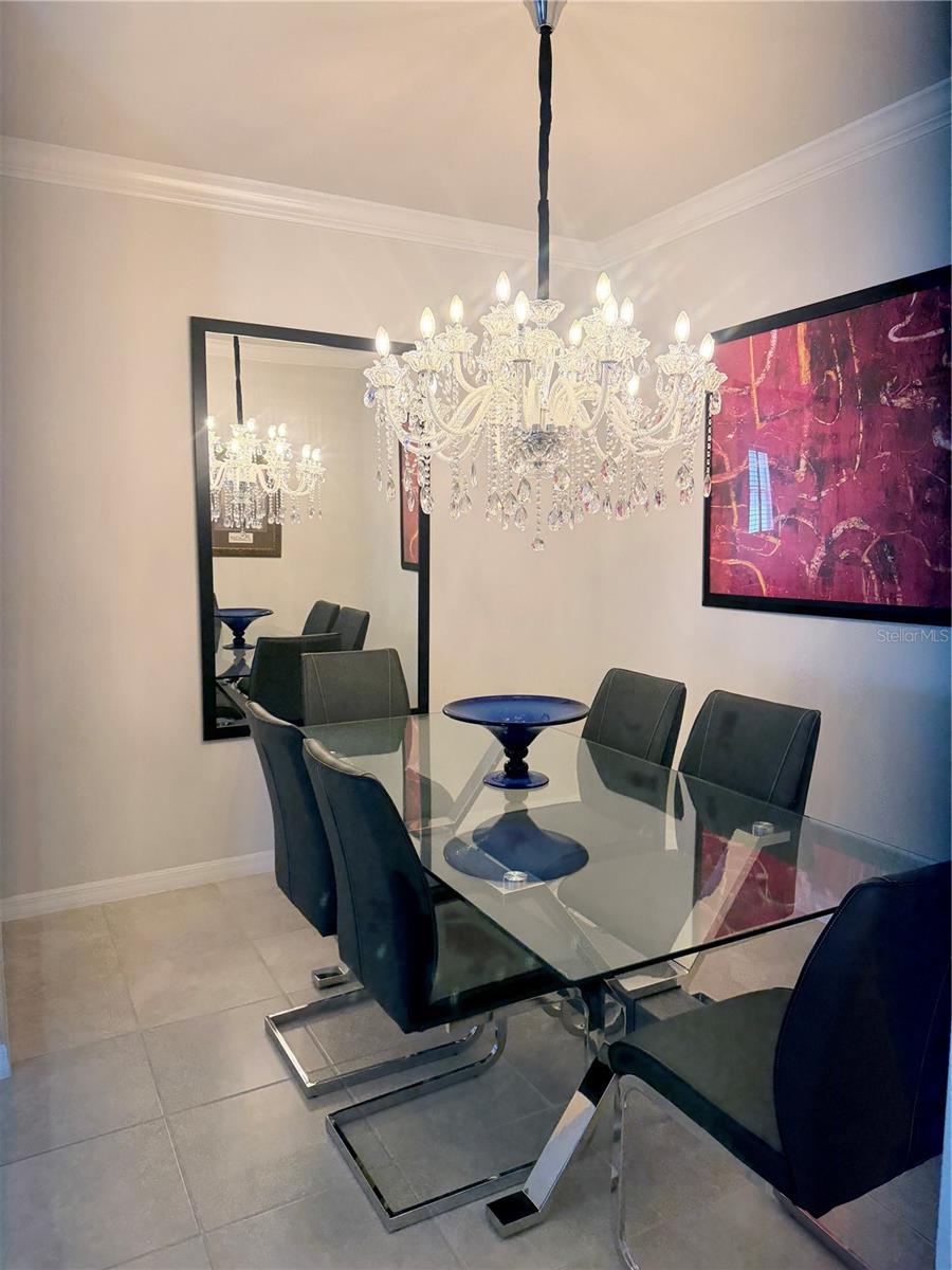 Image 5 of 18 For 7616 Yale Harbor Drive