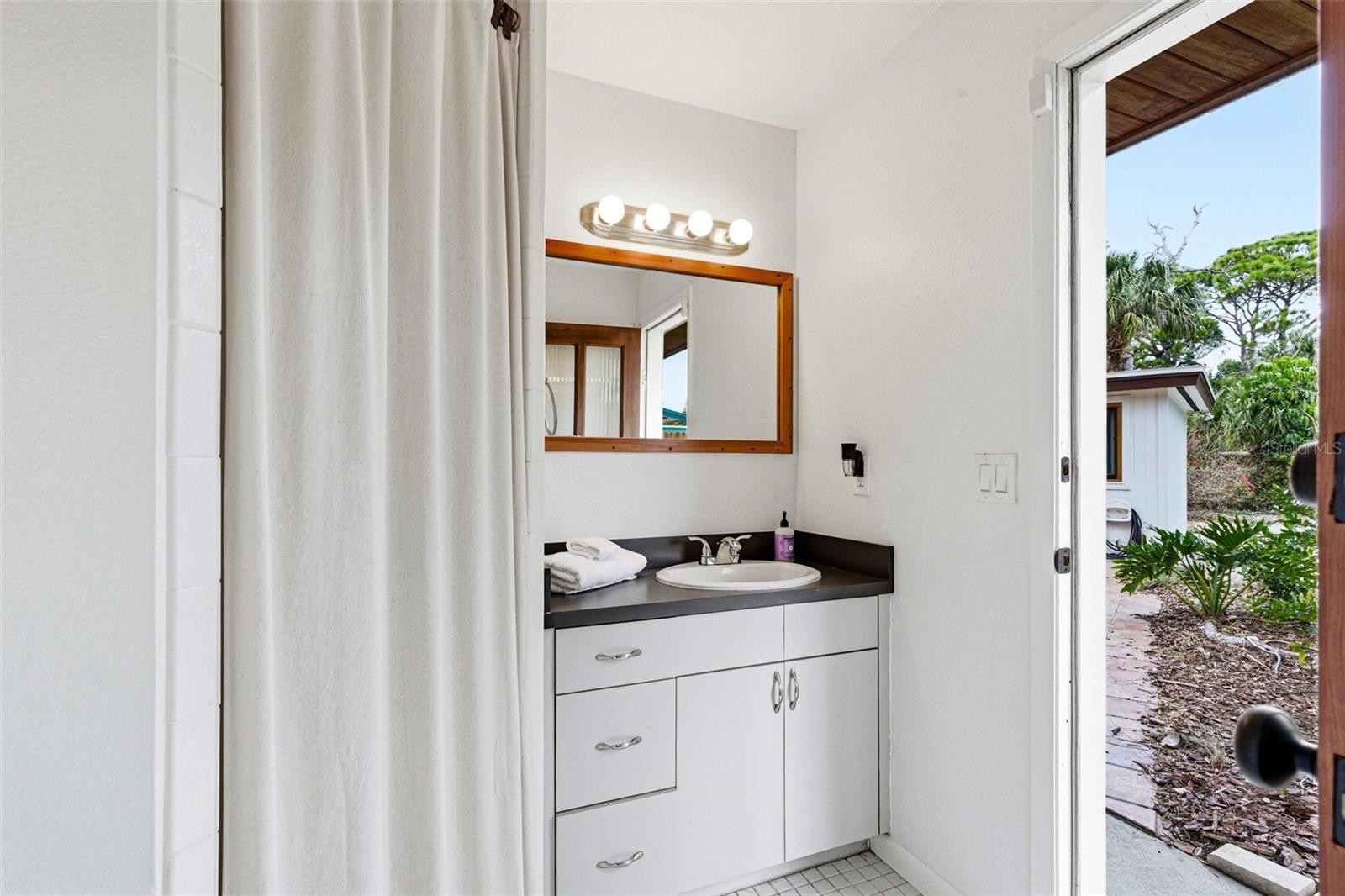 Image 11 of 64 For 1239 Alcazar Way S