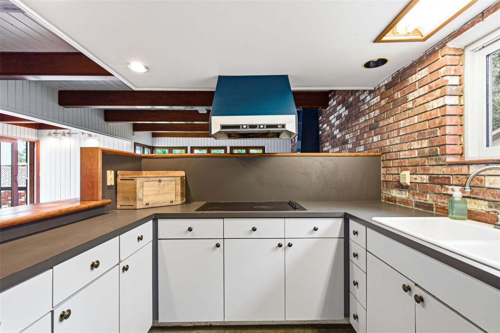 Image 17 of 64 For 1239 Alcazar Way S