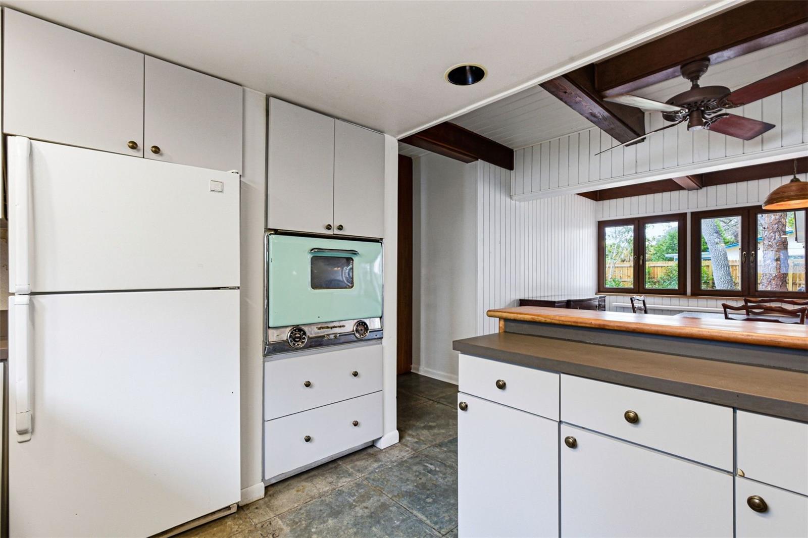 Image 18 of 64 For 1239 Alcazar Way S