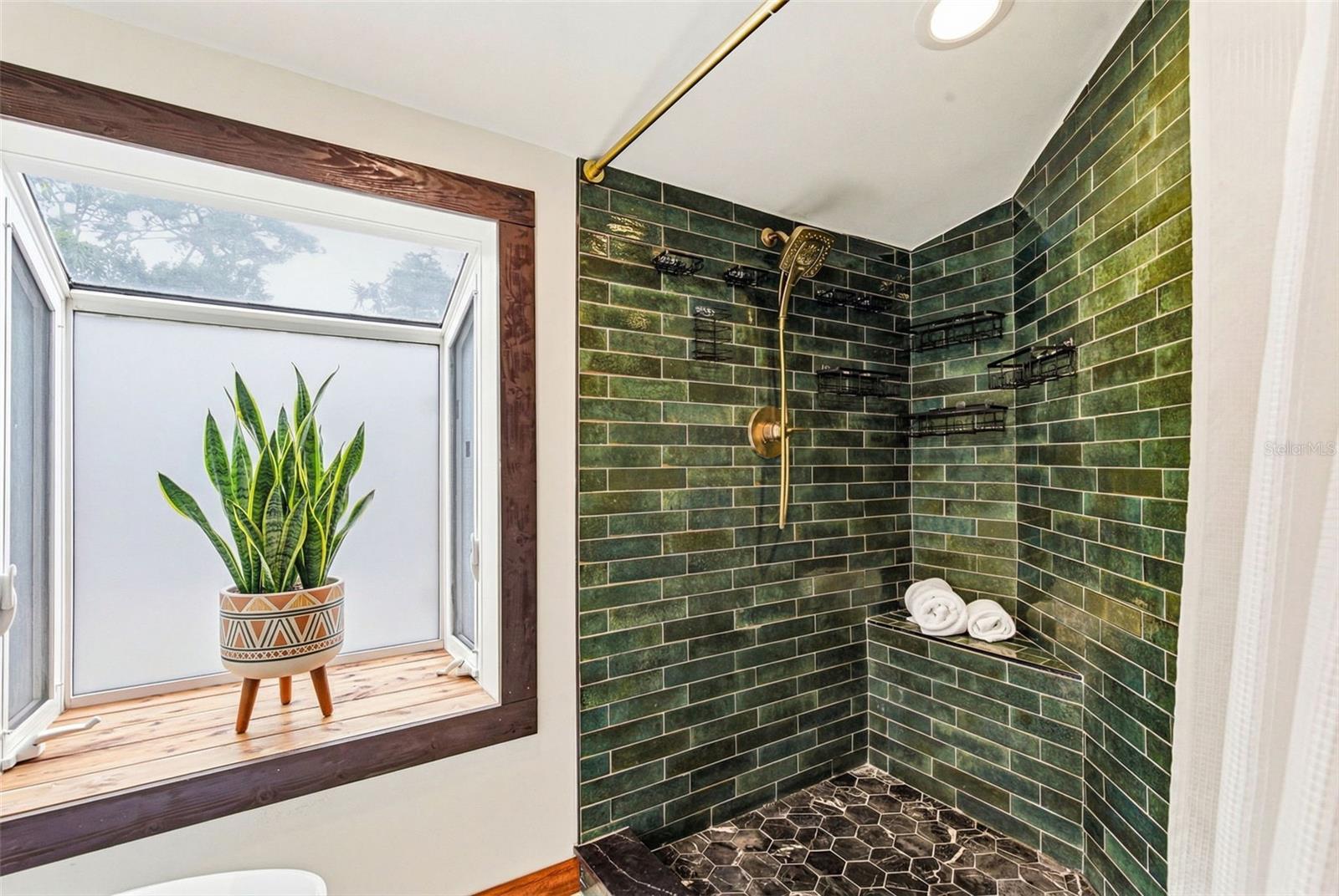 Image 24 of 64 For 1239 Alcazar Way S