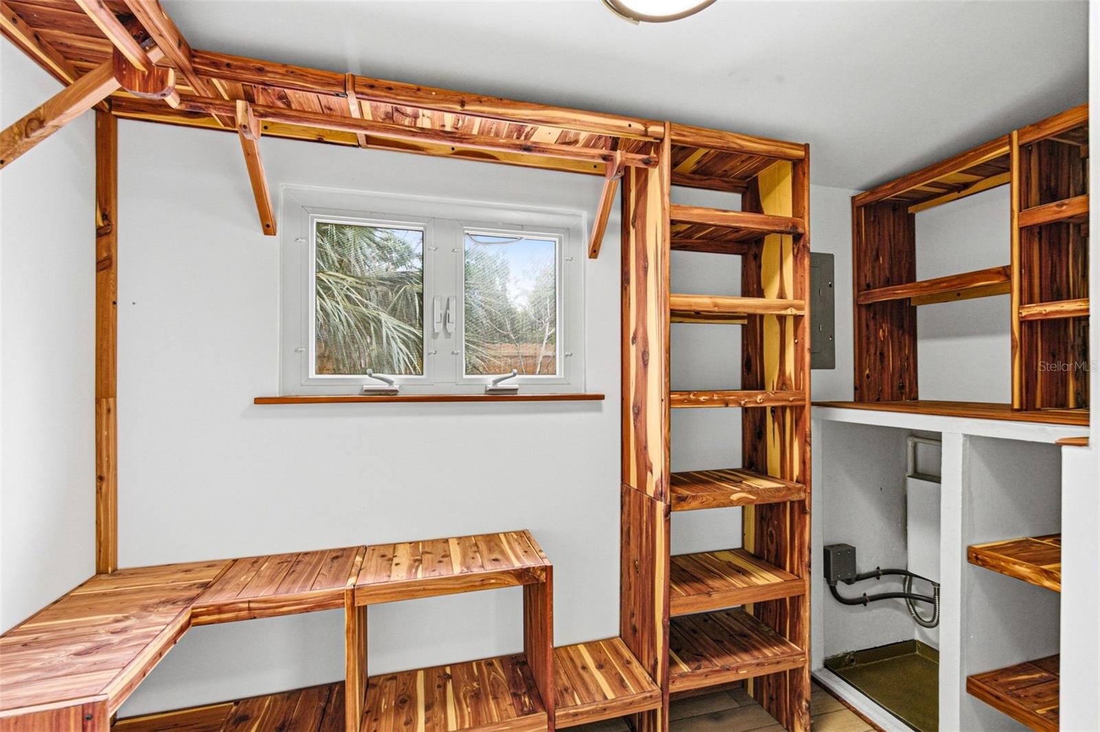 Image 26 of 64 For 1239 Alcazar Way S