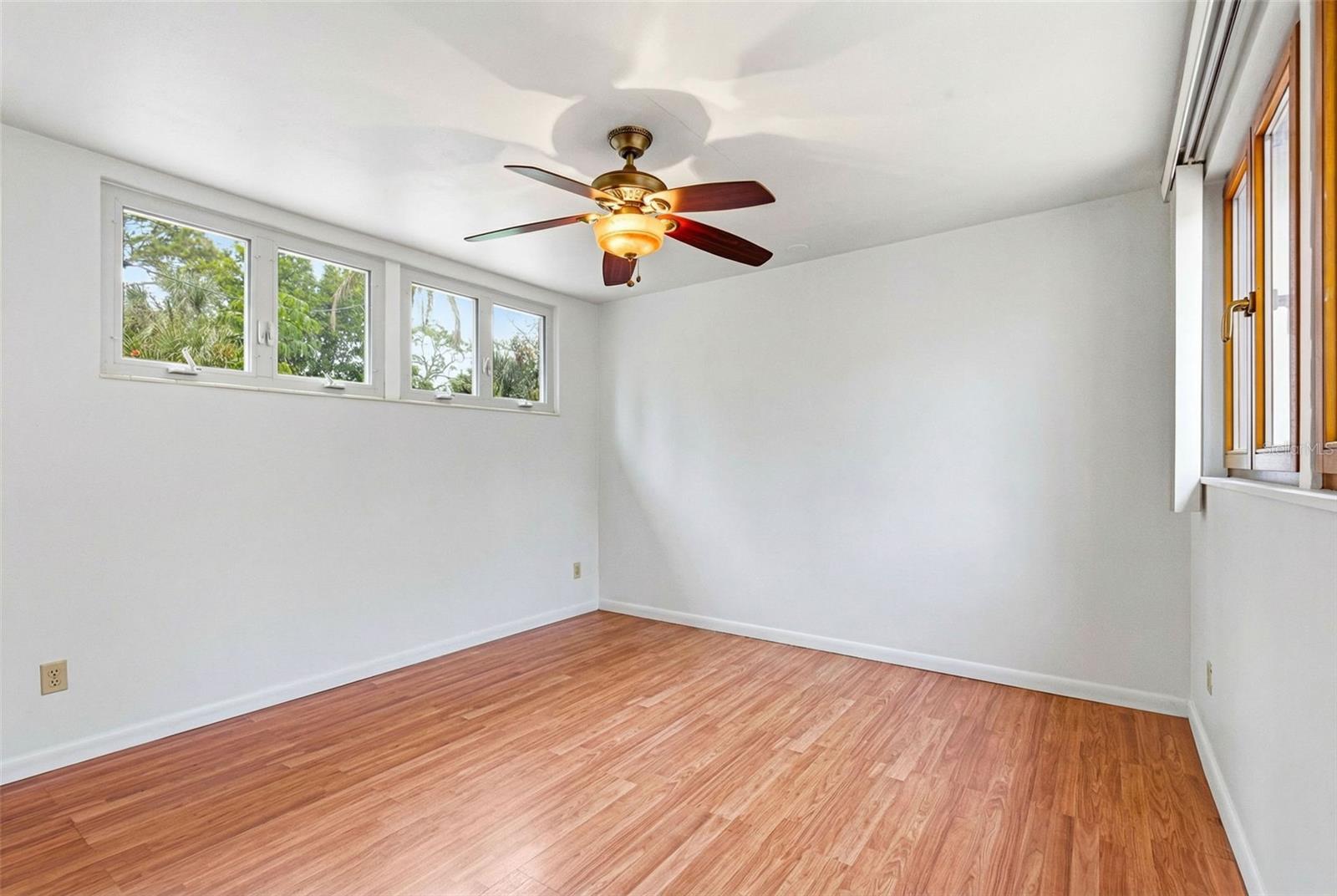 Image 46 of 64 For 1239 Alcazar Way S