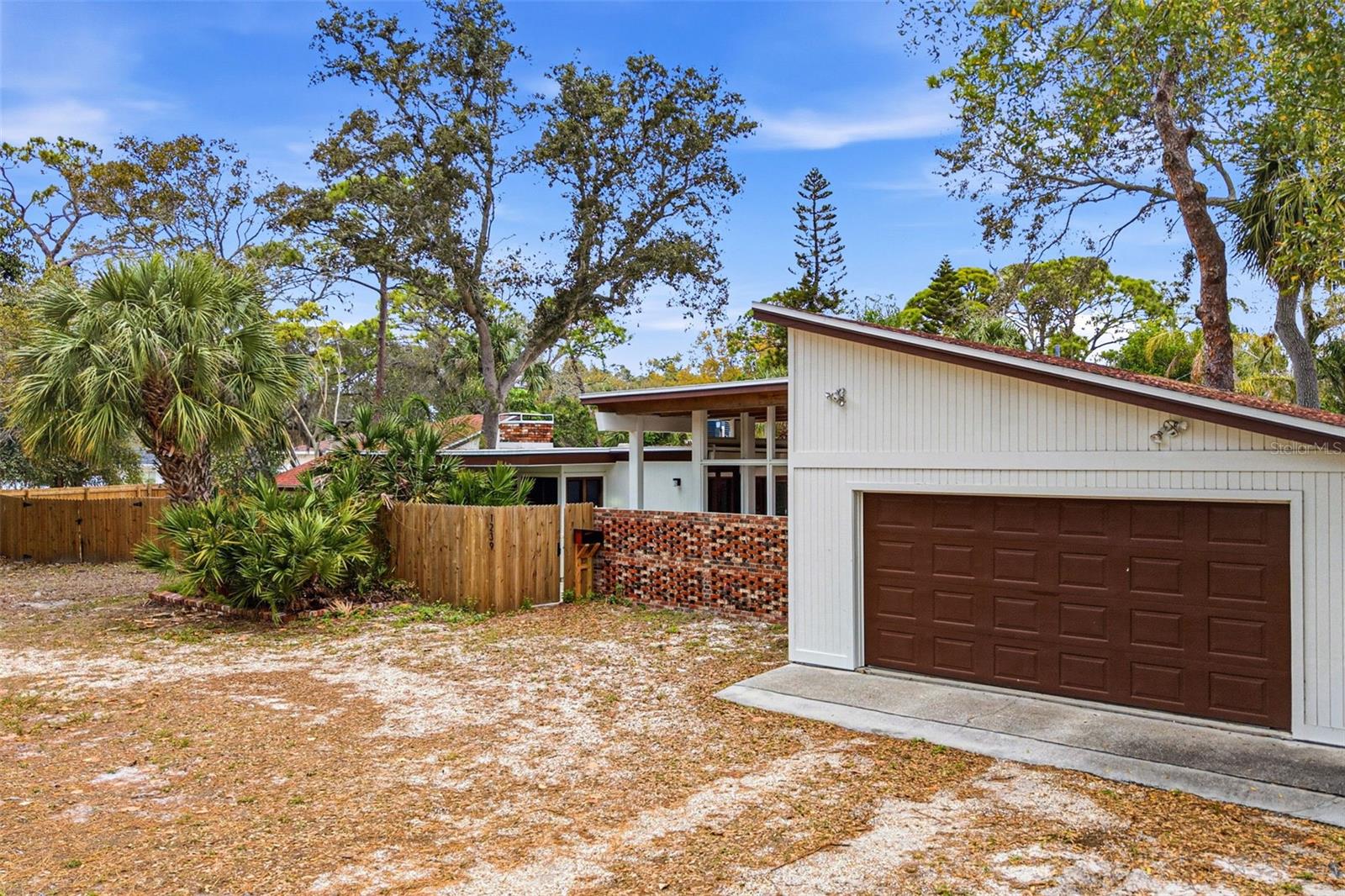 Image 54 of 64 For 1239 Alcazar Way S