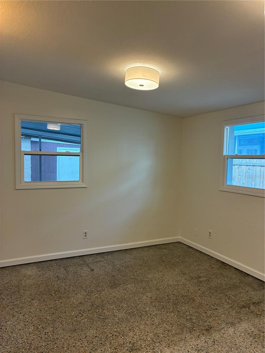 Image 24 of 32 For 6905 S Trask St