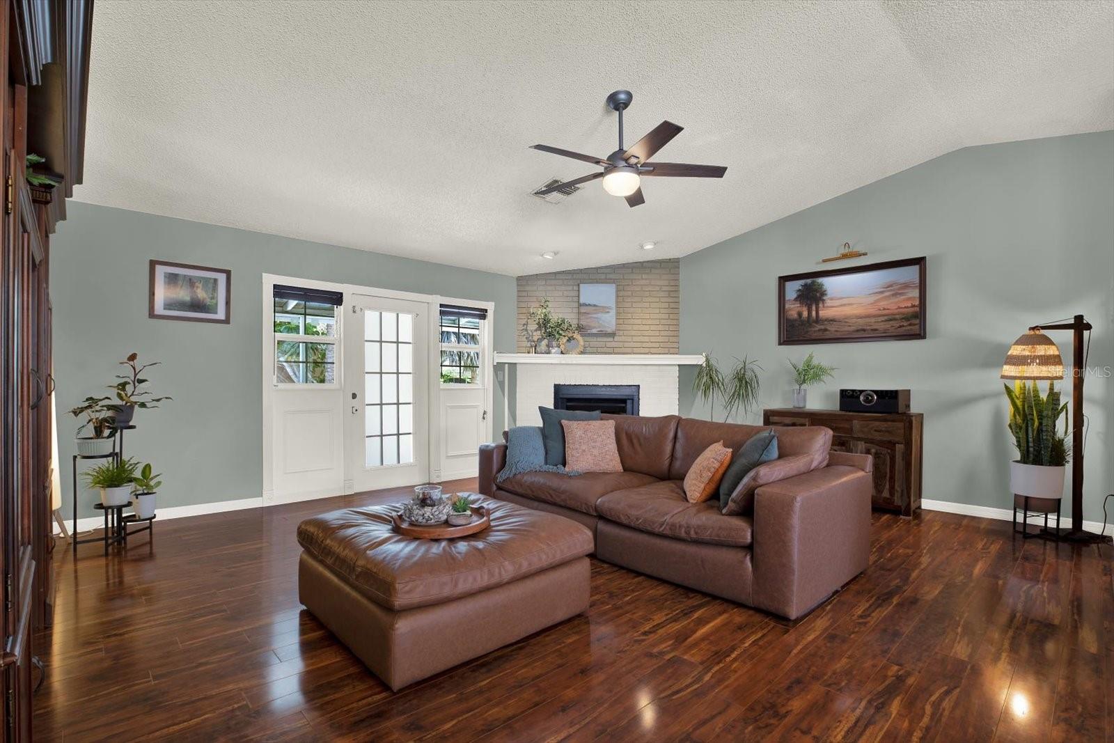 Image 5 of 46 For 4941 Cardinal Trail