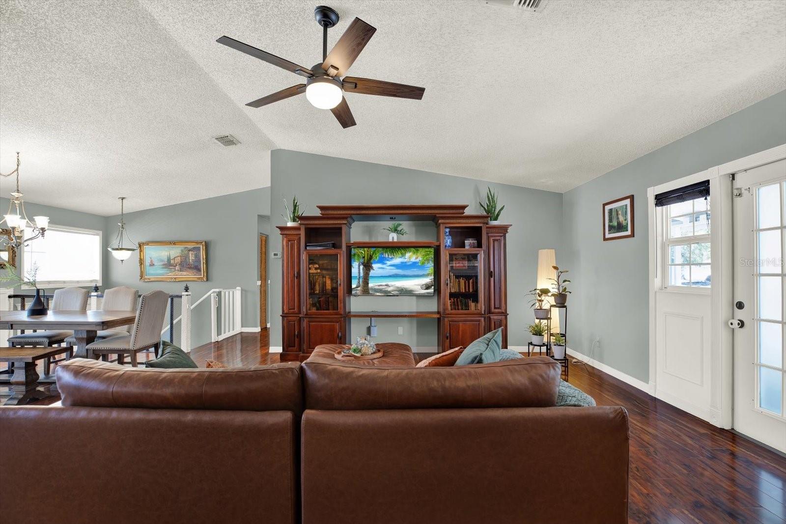 Image 8 of 46 For 4941 Cardinal Trail