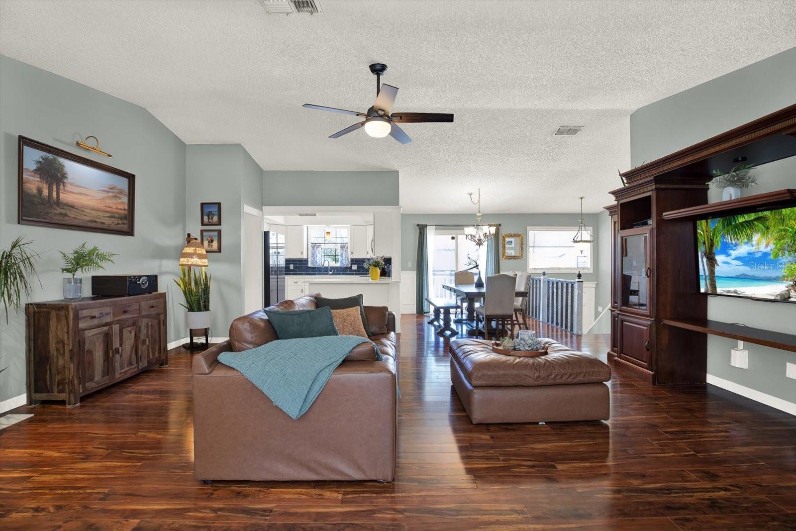 Image 9 of 46 For 4941 Cardinal Trail