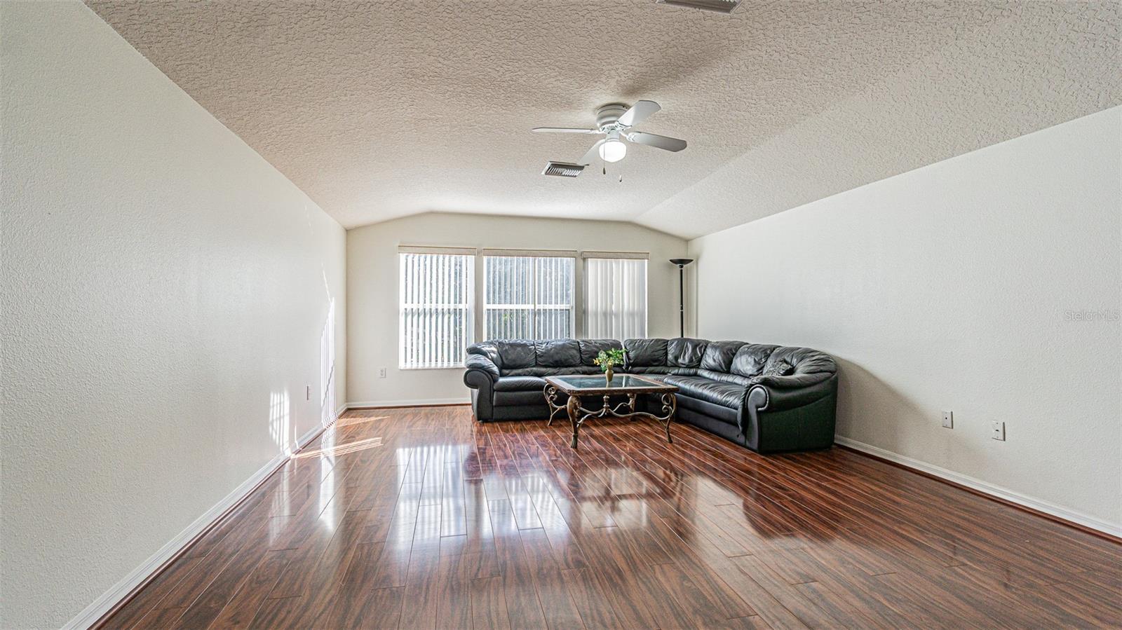 Image 19 of 21 For 4106 Imperial Eagle Drive